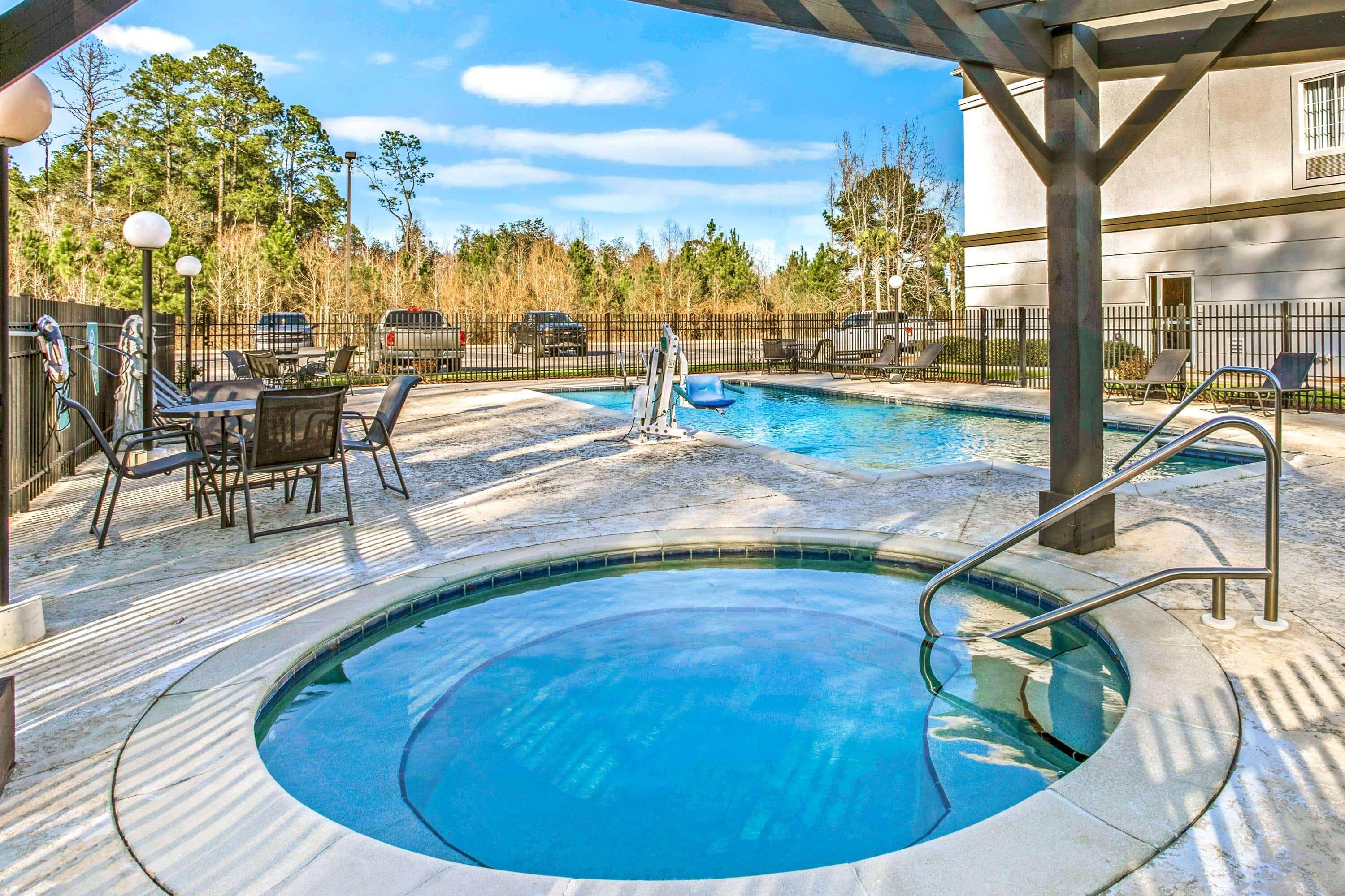 La Quinta By Wyndham Mobile Satsuma / Saraland Hotel Buitenkant foto