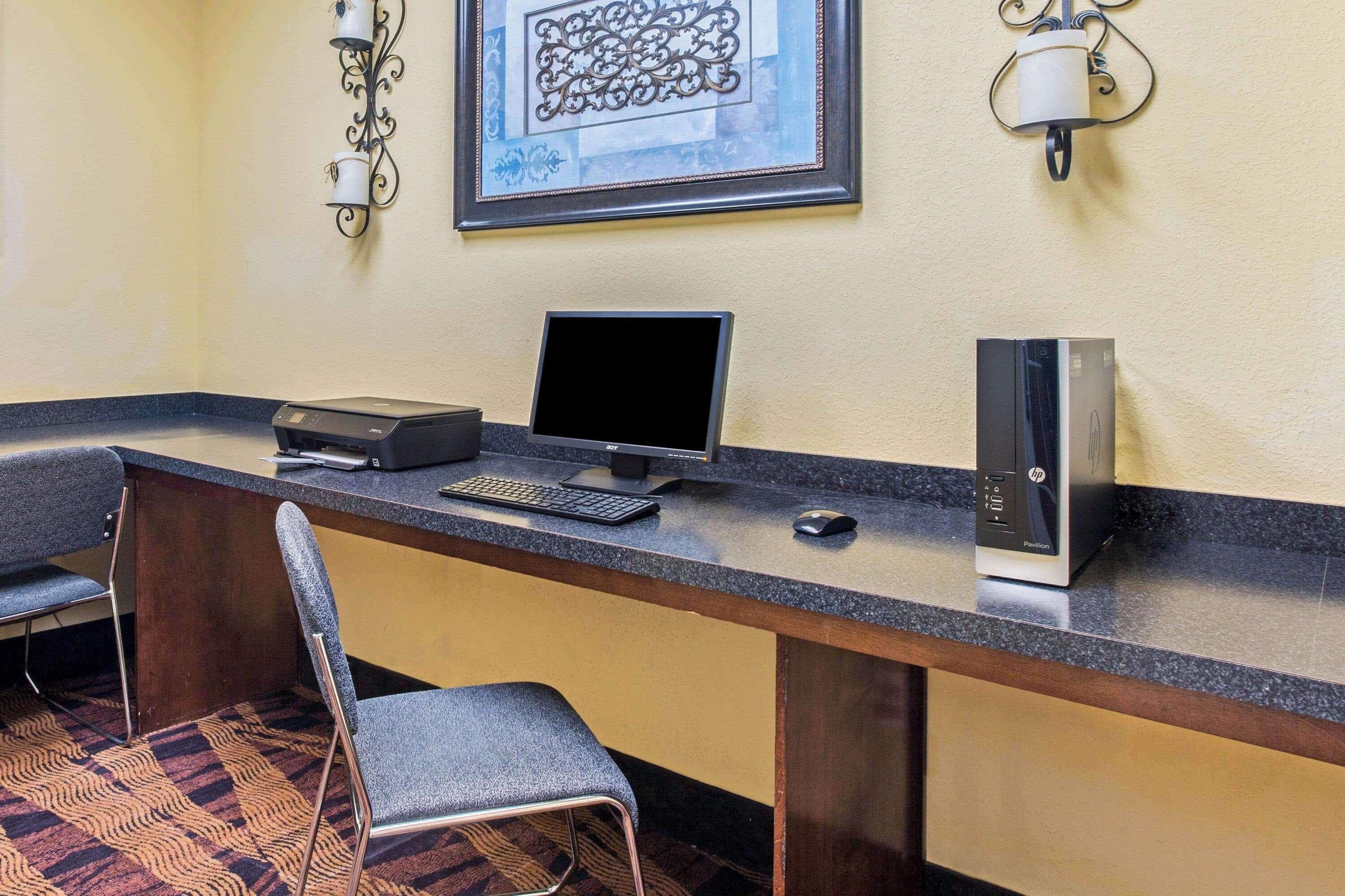 La Quinta By Wyndham Mobile Satsuma / Saraland Hotel Buitenkant foto