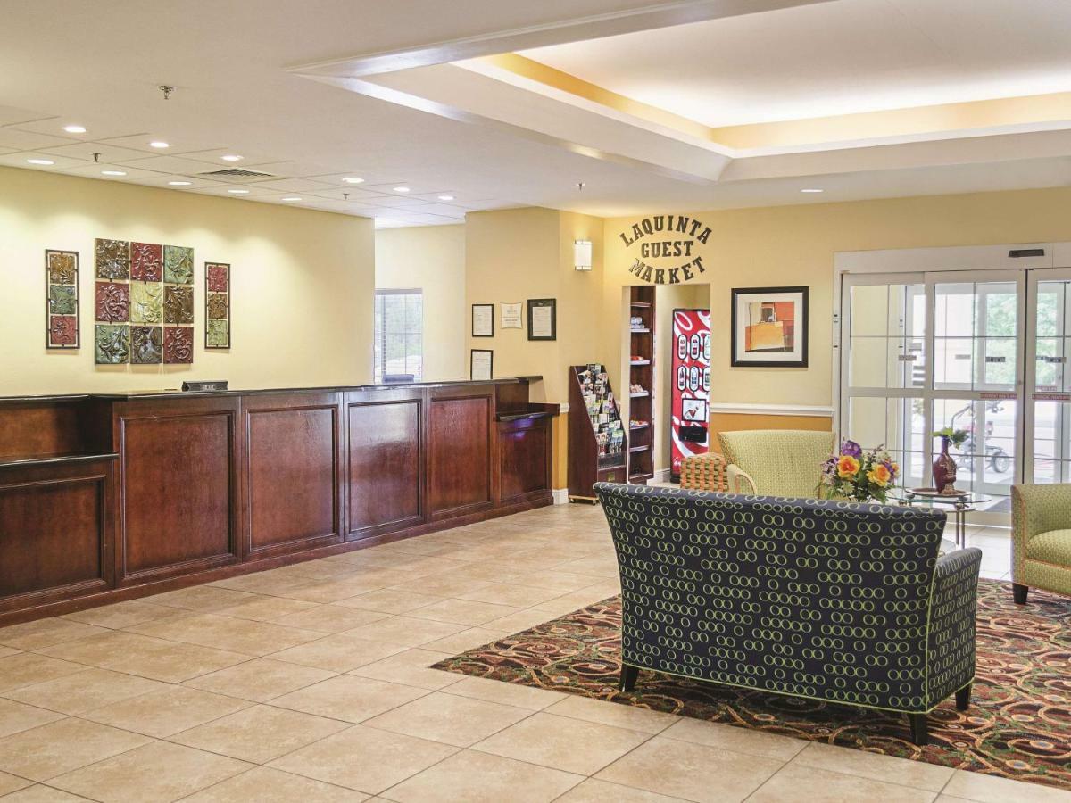 La Quinta By Wyndham Mobile Satsuma / Saraland Hotel Buitenkant foto